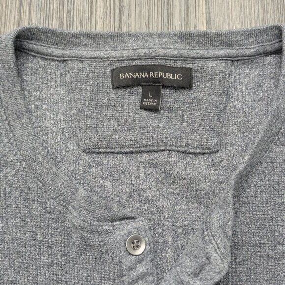 Banana Republic | Men's Large Grey Waffle Knit Henley Sweater - Picture 3 of 6